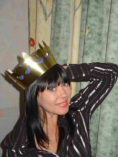 Жаль,корона картонная:-)). Январь 2006