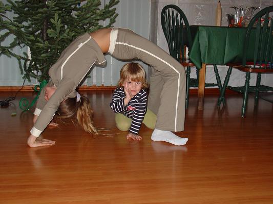 Физкультпривет от младших!!. Январь 2006