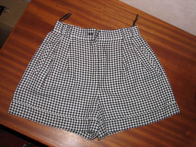 Шорты,42раз,цена150р.. Джинсы и брюки.