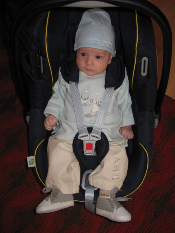 тут нам 2 месяца. Мишутка