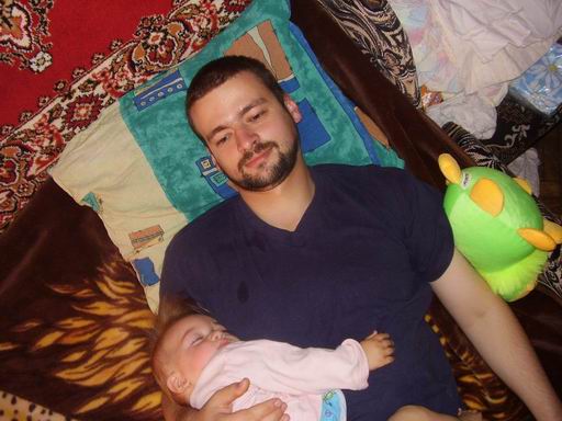 Марийка с папой. Машка