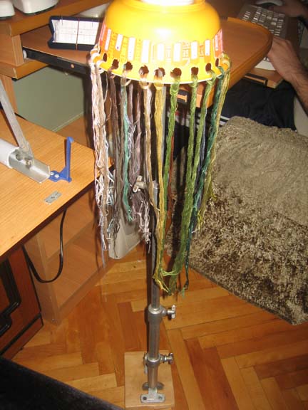 Органайзер для ниток. Мое рабочее место