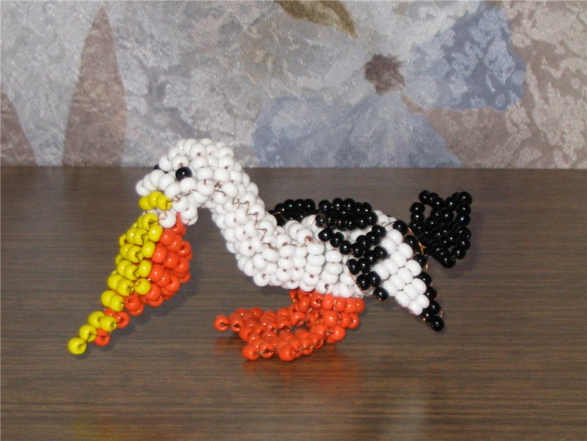 пеликан. Бисер