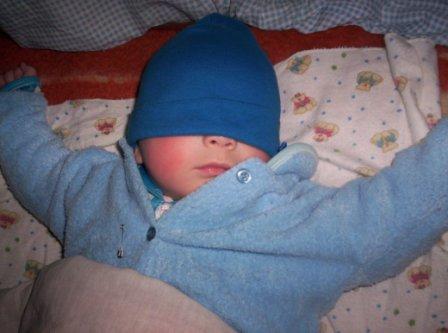 Вот так мы спим. Николоз