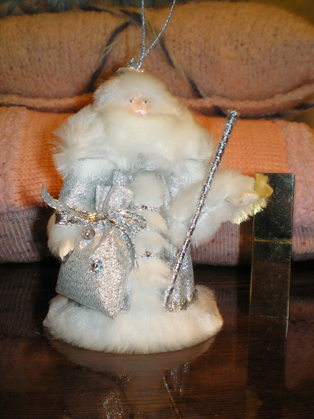 ПРИСТРОЙ!! Дед Мороз 120 руб.. Игрушки