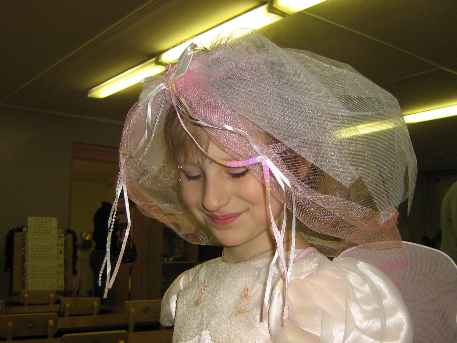 Очарование. Асенька на празднике