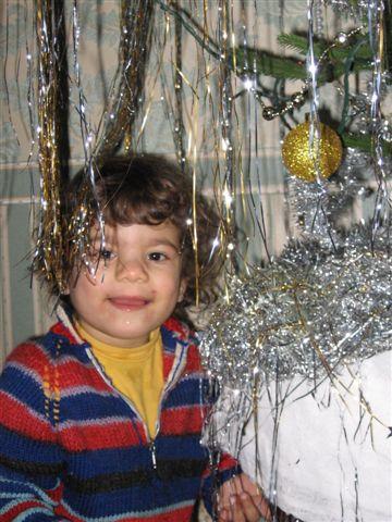 Наряжаем елку. просто так