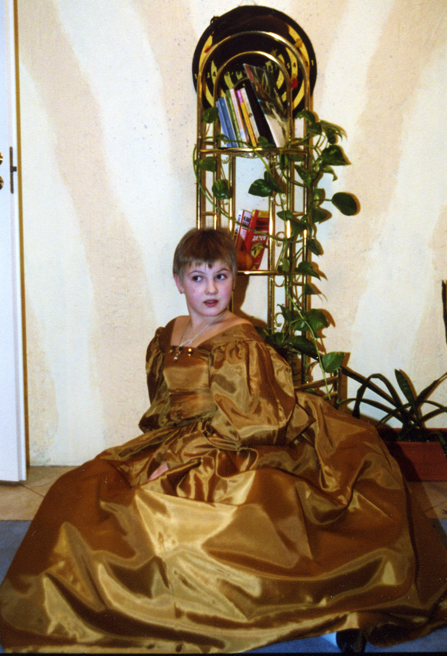 Вот такая очаровательная у нас дочка. Даша (2006) 