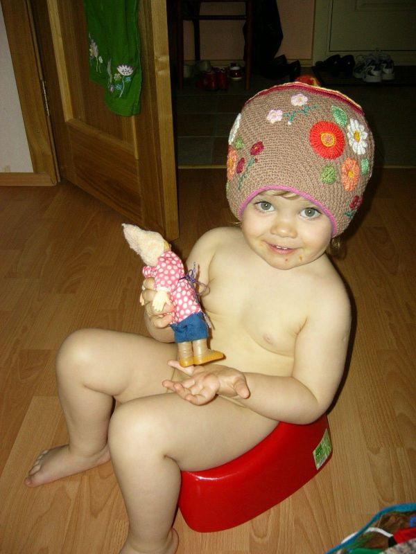 вообще-то это грелка на чайник. поделки