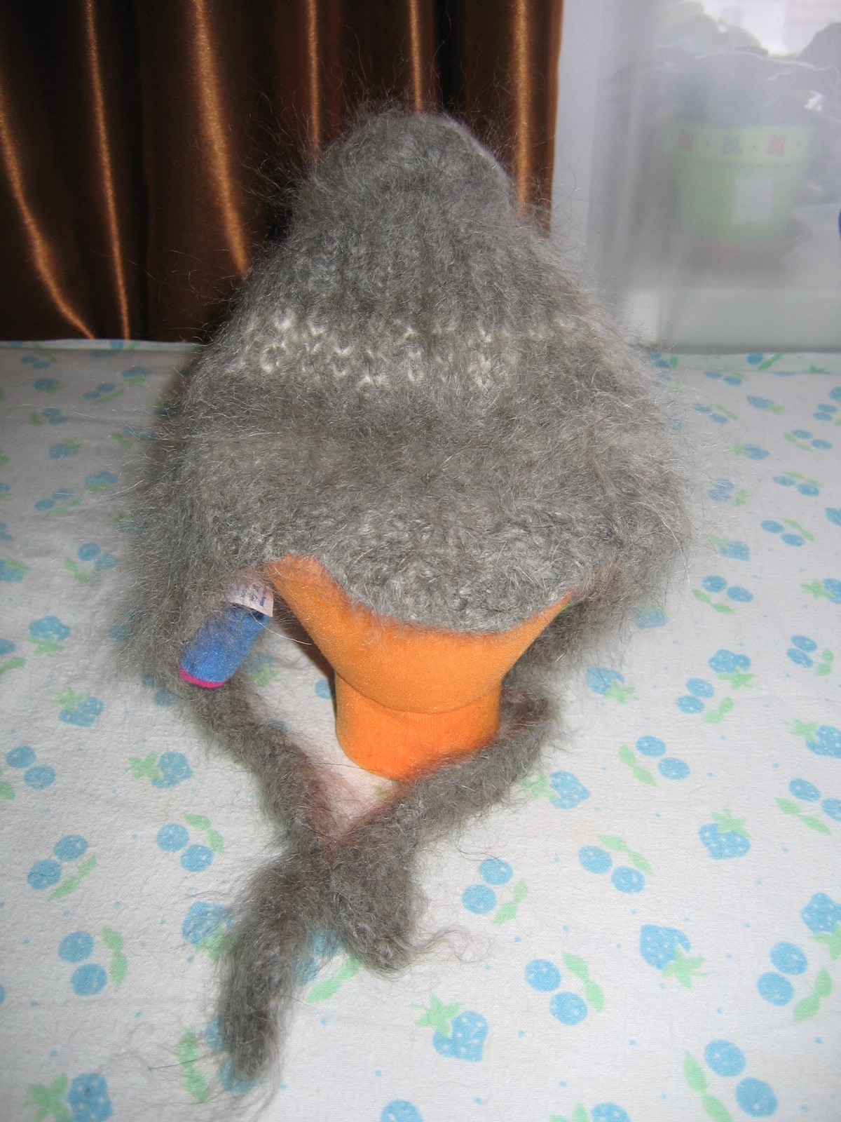 Шапка НОВАЯ шерсть. Детские вещи продажа обмен