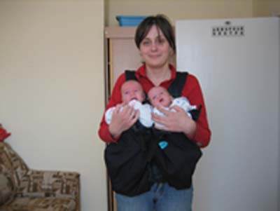 Двойня в кенге. 