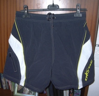 Плавательные шорты. СНОГСШИБАЮЩИЕ КУПАЛЬНИКИ , Италия