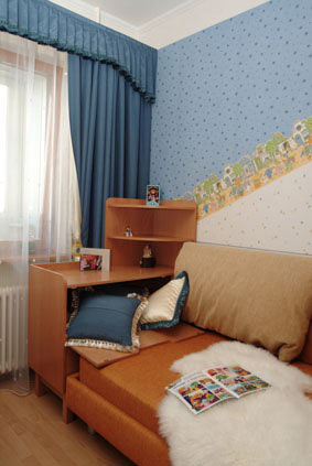 Уголок. Мебель и прочее