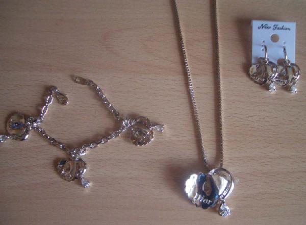 41.Листок Диор. БИЖУ