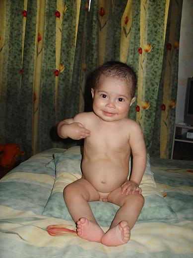 Дома. Антон