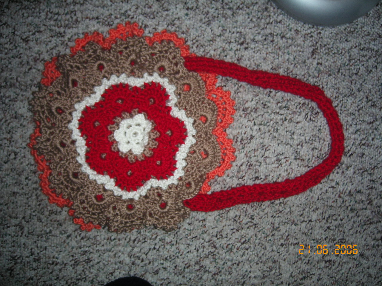 А из остатков сумочка. 