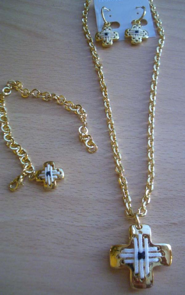 Крестик. БИЖУ