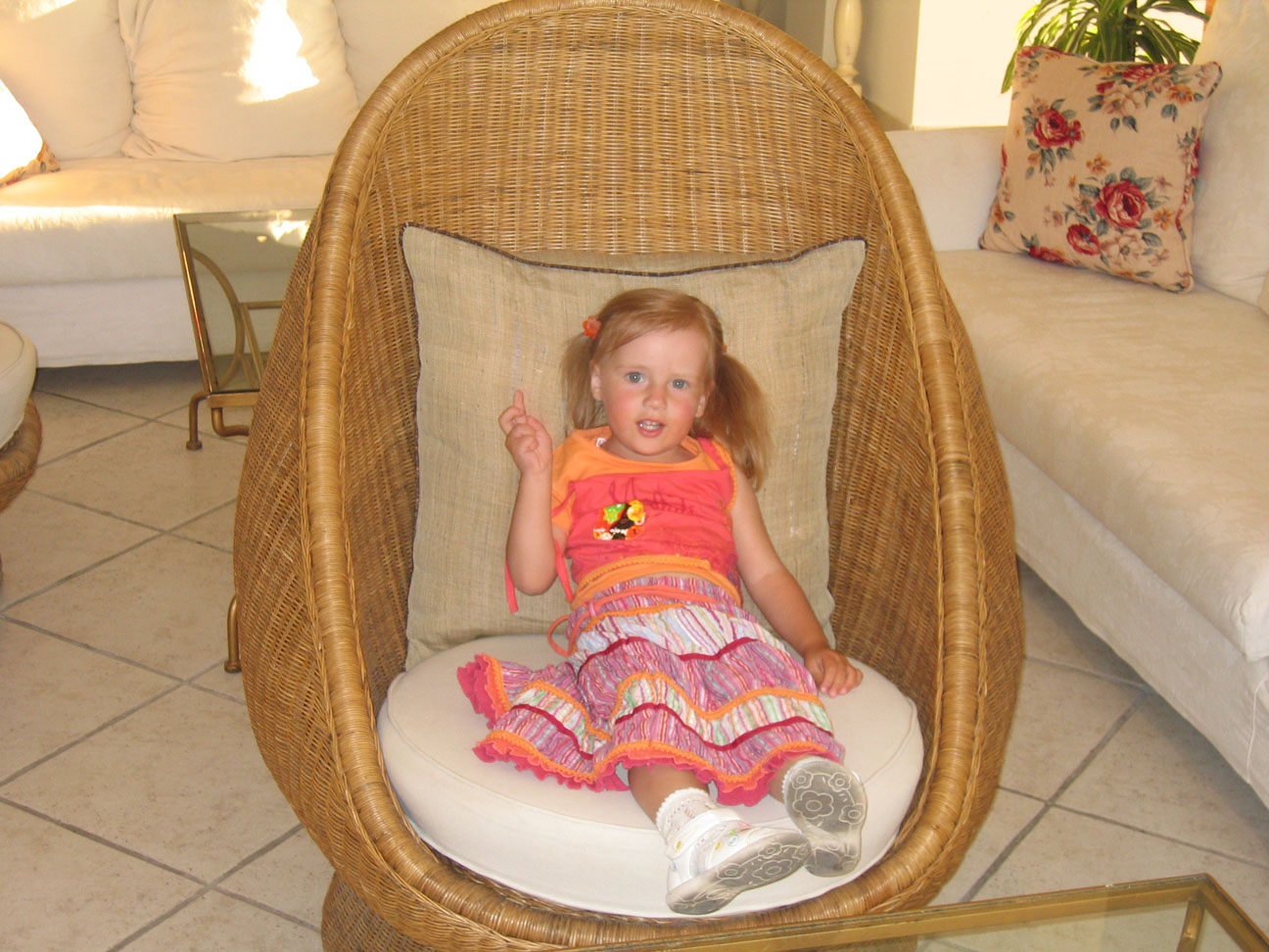 Маша в яйце. Греция 2006