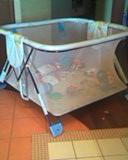 продаю манеж 600руб. 