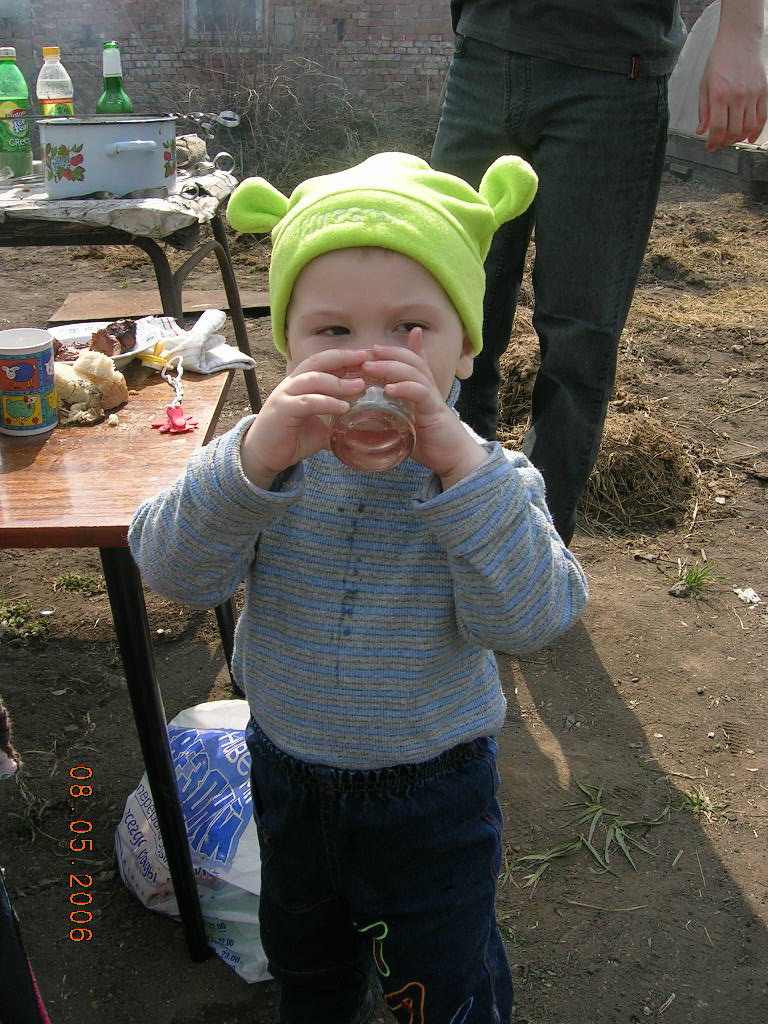 ели мясо мужики, пивом запивали-и-и!. 