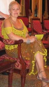 Костюм на прогулке в Ханойской Опере. 