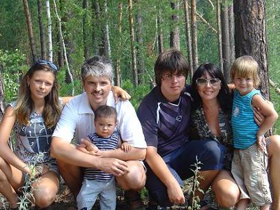 Моя 6-я:-)))))))))))))). Третий сын и первые два:-)