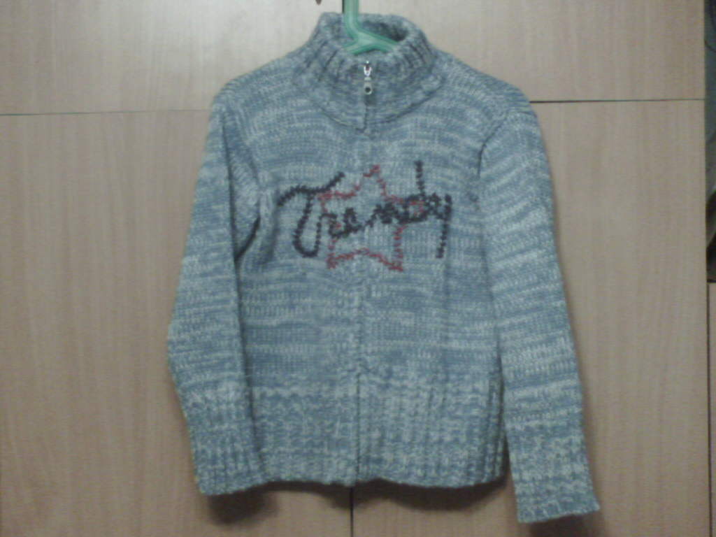 Cвитер 116рост-отдам за 250руб. Новая папка