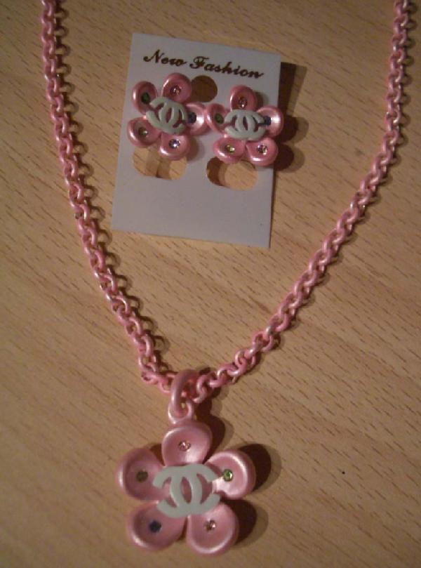 Шанель розовый. БИЖУ