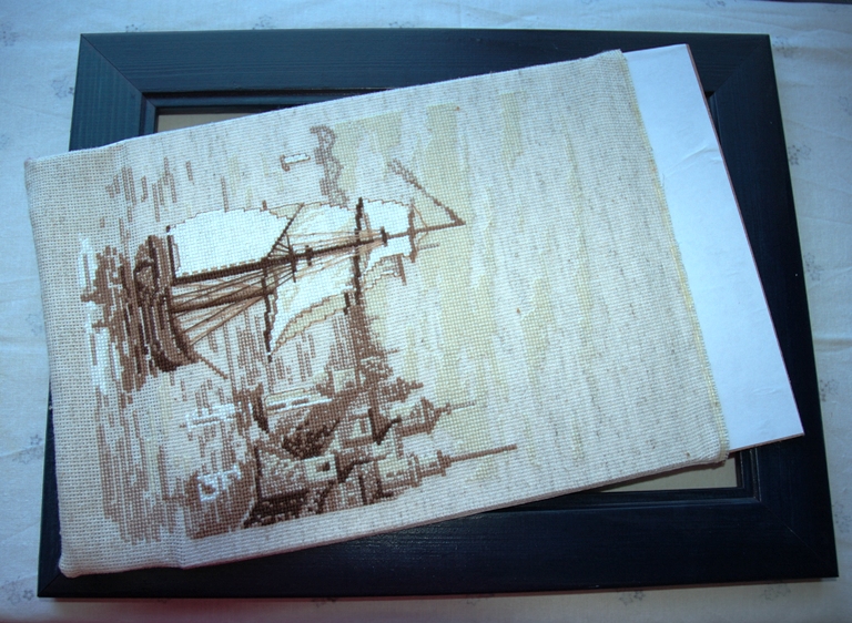 Вставляем основу.. Оформление в раму