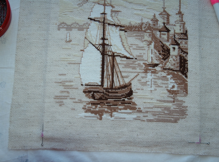 Намечаем уголки.. Оформление в раму