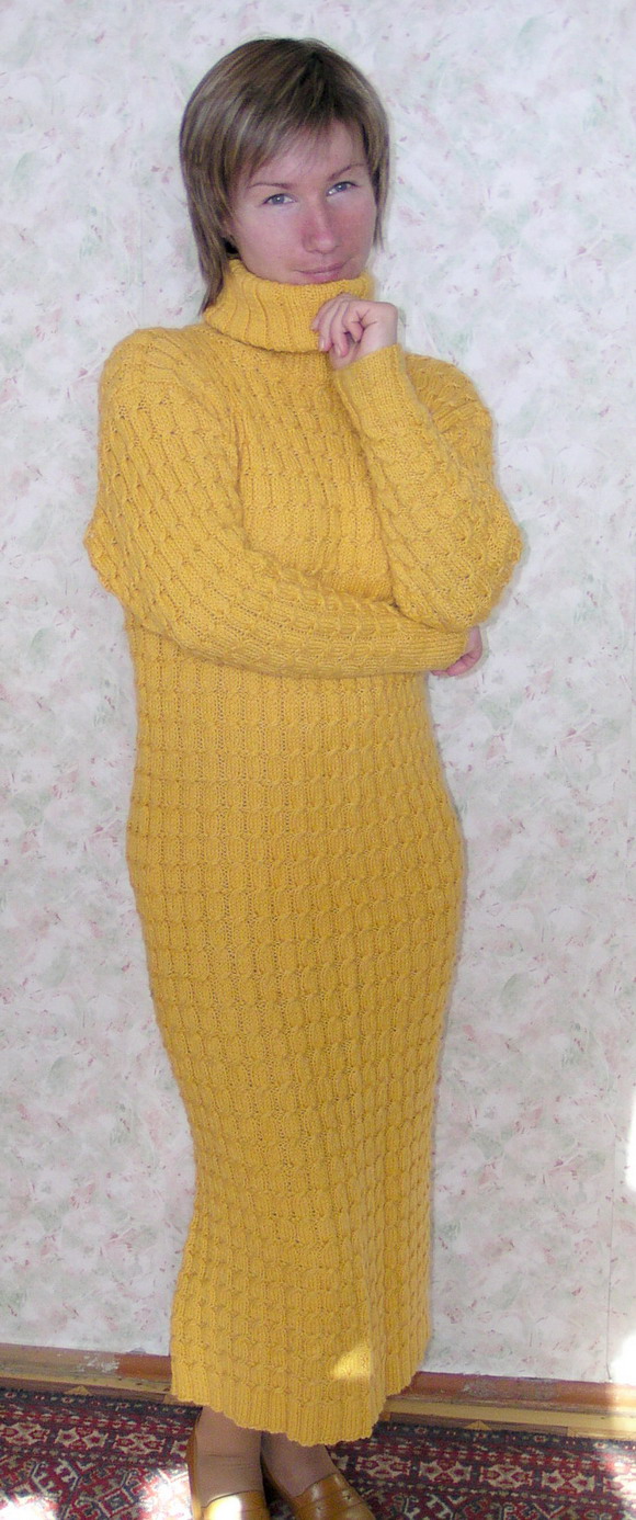 Шерстяное платье. 