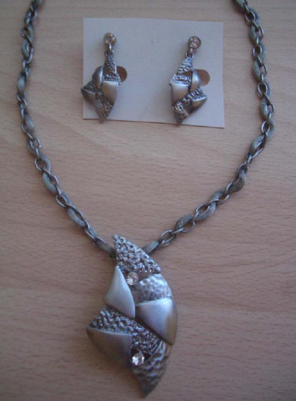 30 Матовое серебро. БИЖУ