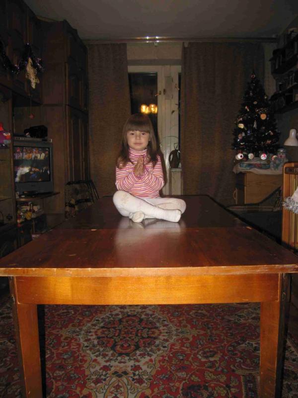 Скоро новый год :))). Дома