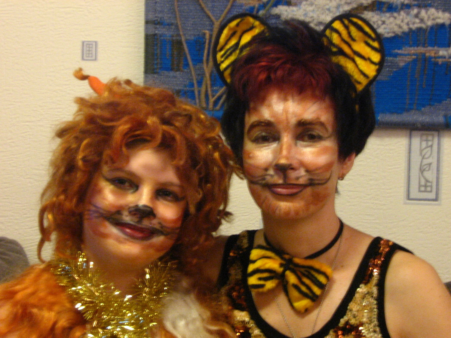 Мама-тигрица и дочка-белочка. Даша (2007)