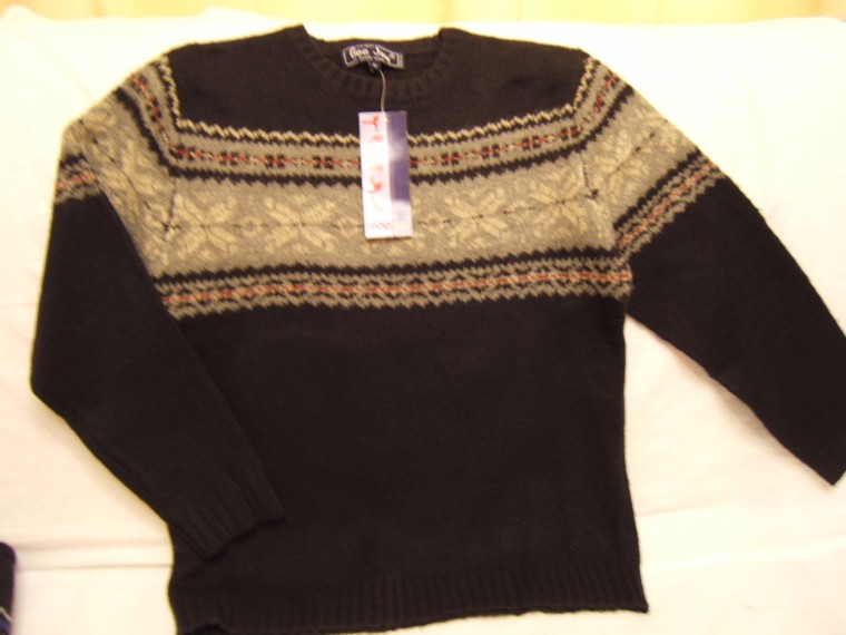 Свитер Финляндия с бежевым орнаментом , арт.3408. Одежда для мальчиков