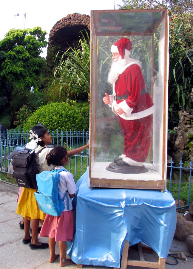 В Ченнаи: 'Дедушка Мороз, подари...'. Ченнай