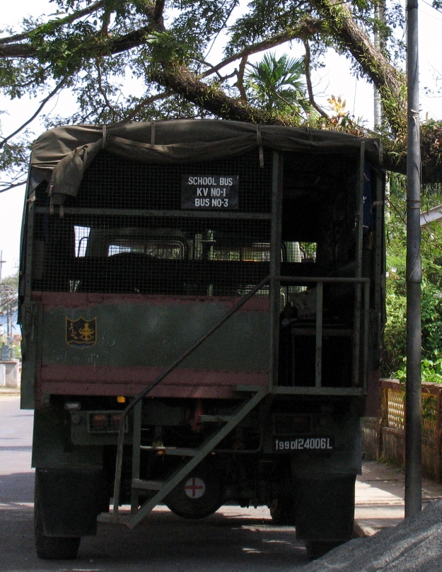 Такой вот скулбас.... Порт-Блэр