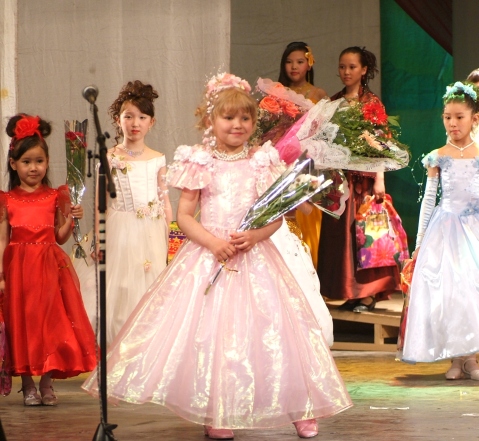 Викуся  2-я принцесса Якутии. 