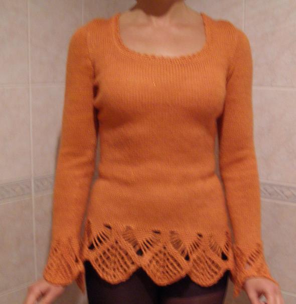 Оранжевый джемпер. Одежда