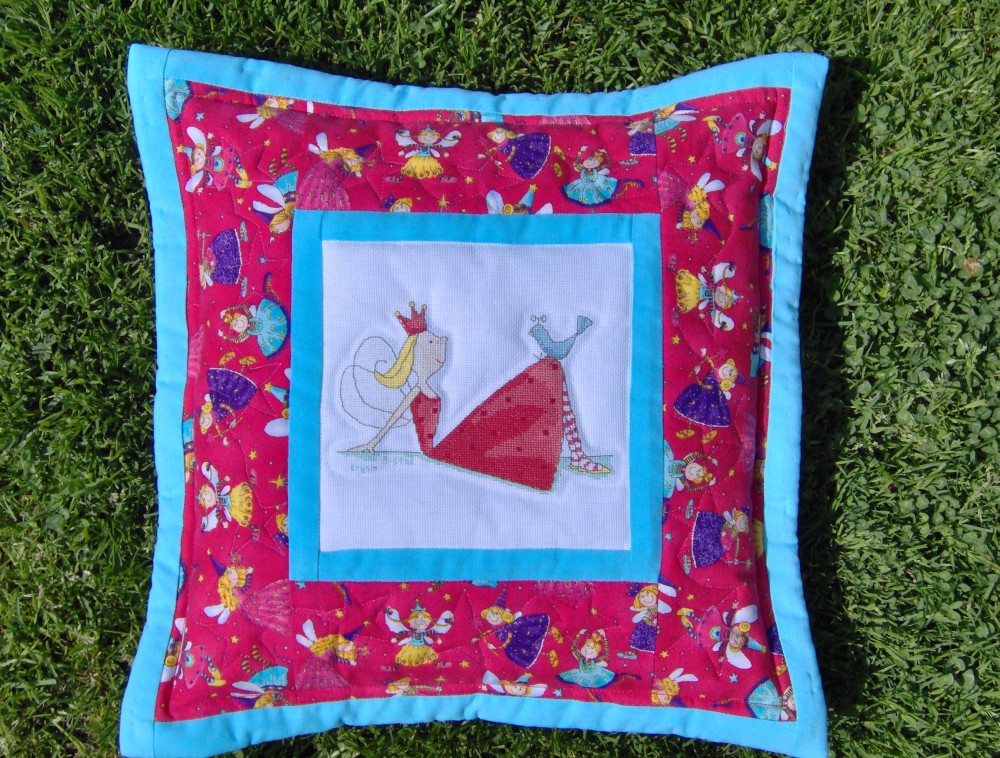 Podusia dla Jagody- siostry Emila- koł. nr 448. Kwadraciki kołderkowe