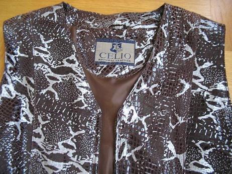 Жилет. Кофточки