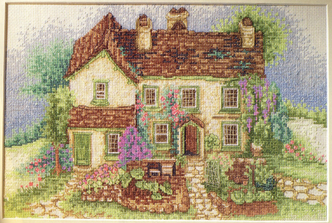 LL 204 Hill Top. Маленькие домики