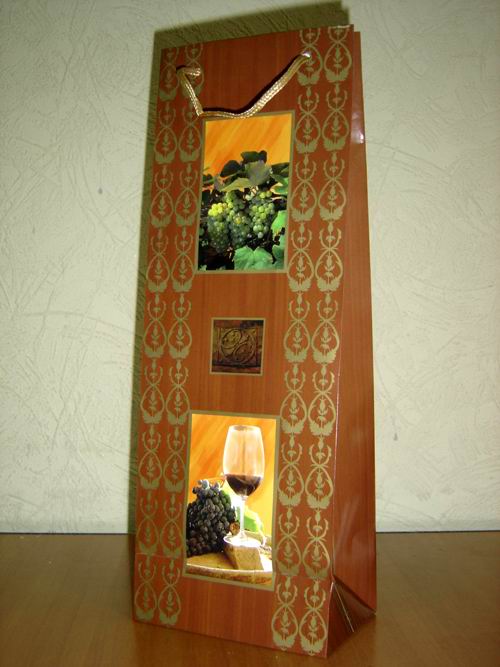 Бутылочный подарочный пакет A1233. Пакеты