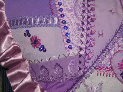 Подушка Сиреневое сердце 3. Подушки