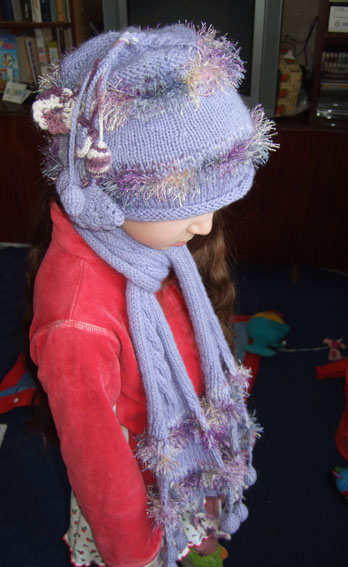 Шапка с шарфиком. Мое вязание