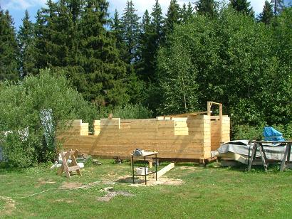 Баня. Половина сруба.. Дача