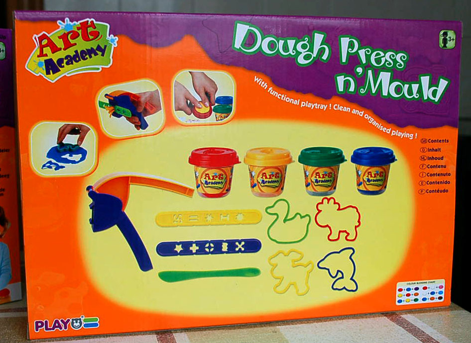 Play 8110 Набор с пластилином,прессом,формами 183.00. playgo