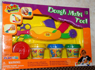 Play 8111	Набор с пластилином и инструментами	224,00. playgo