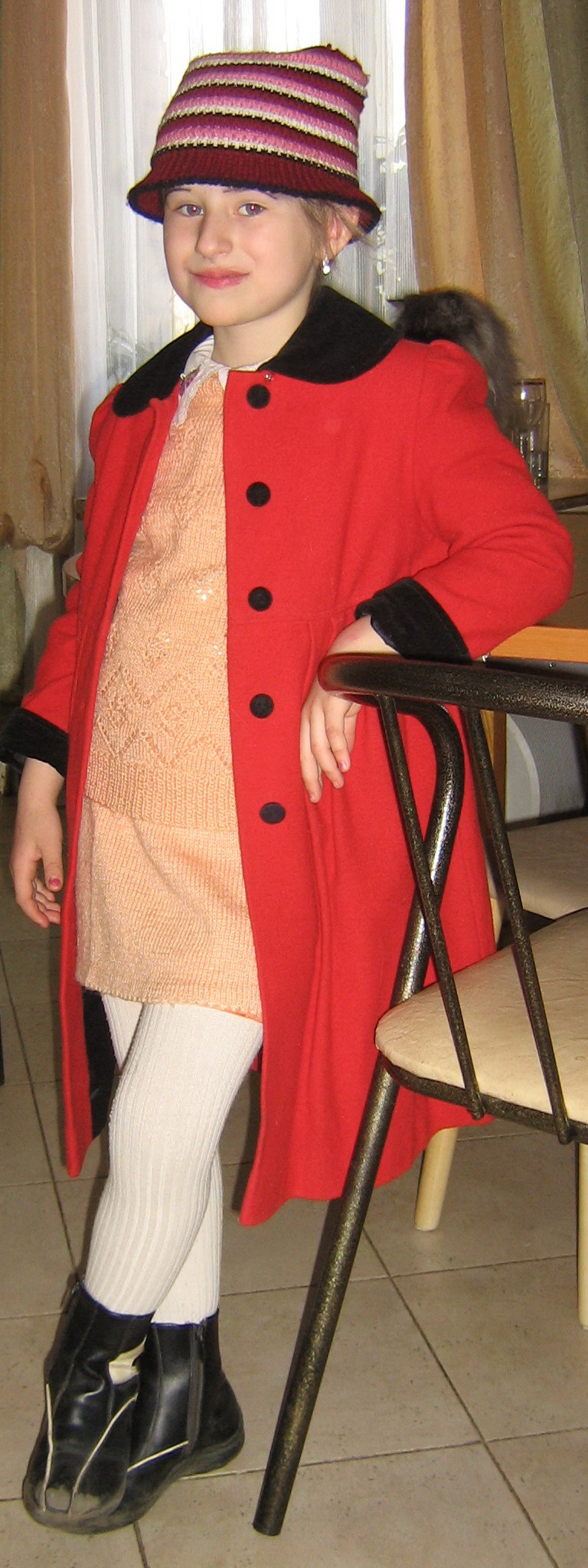 Как-то вдруг она повзрослела..... Асенька