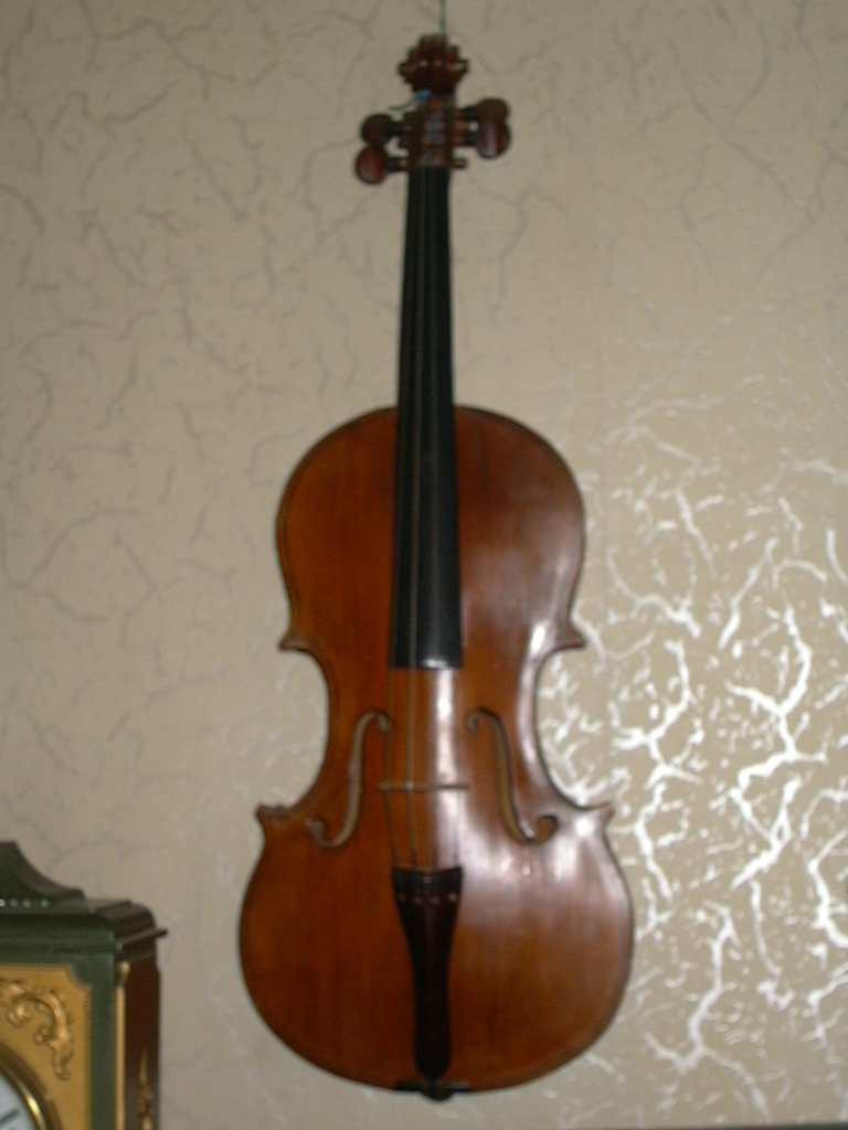 'Анастасия'. Мой папочка и его скрипки!